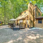Pine Bear Pocono Lake Cabin Hot Tub And Game Room