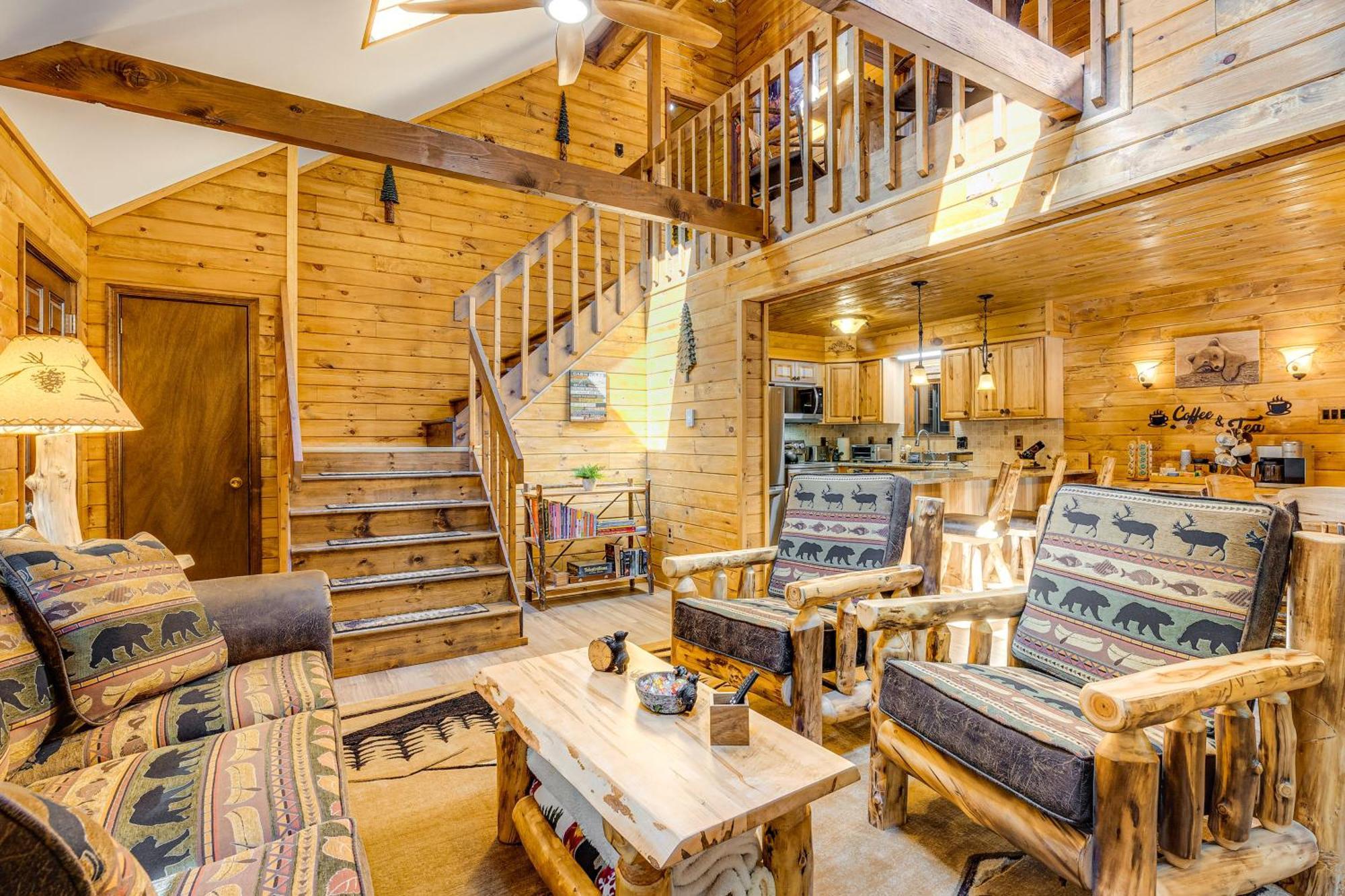 Pine Bear Pocono Hot Tub And Game * Pocono Lake